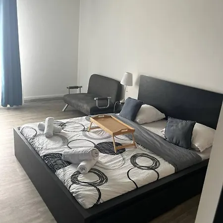 92 M2 Avec Internet - Entree Autonome
