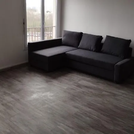 92 M2 Avec Internet - Entree Autonome Apartment
