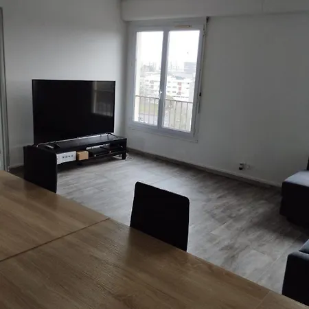 92 M2 Avec Internet - Entree Autonome