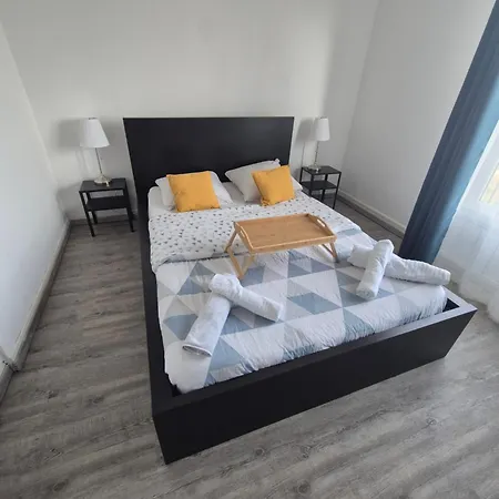 92 M2 Avec Internet - Entree Autonome *